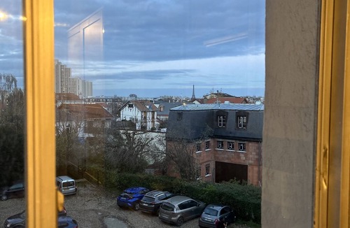 Clamart Apartment | Modern chic Parisian apartment. close to major attractions! Salut!