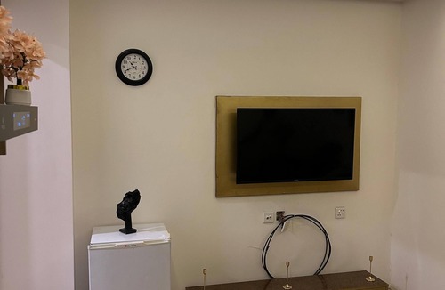 Rawalpindi Apartment | Modern Circular Retreat , Self Check-In, AirConditioning, Loveliest Space