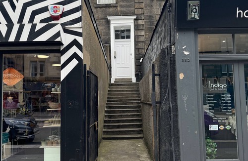 Leith Apartment | Modern city central property in Edinburgh