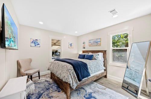 Niceville House | Modern Coastal Cottage Near Destin & Beaches