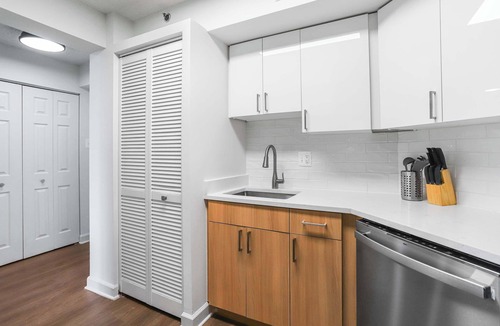 Pentagon City Apartment | Modern Comfort Apt in Pentagon City