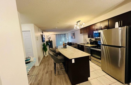 Downtown Edmonton Apartment | Modern Comfort in Edmonton's Heart, 2 Bedroom Apartment
