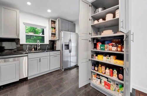 Southeast Yonkers Apartment | Modern Comfort in the Heart of NYC