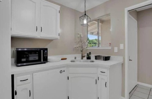 May Valley House | Modern Comfort: Meadowbrook Edition