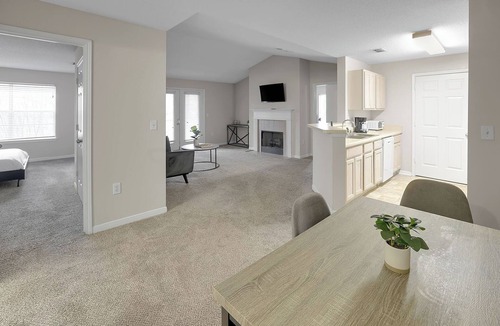 Sand Ridge Apartment | Modern Comfort w/Balcony, Kitchen & WiFi
