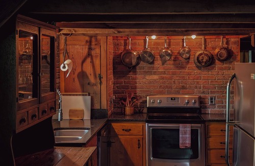 Rogersville Cabin | Modern comforts in an 1860's log cabin nestled in the Appalachian Foothills.