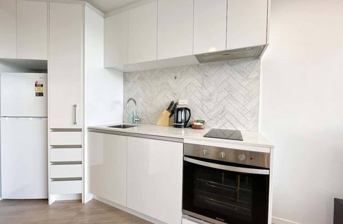 Auckland Central Business District Apartment | Modern Comfy 1B Studio in Auckland CBD - Pool