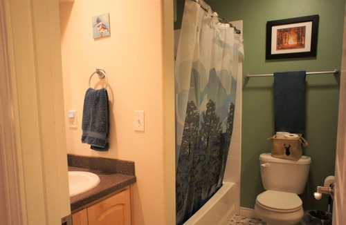 Alyeska Condo | Modern condo in Downtown Girdwood
