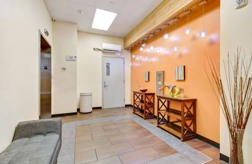 Central Business District Hotel | Modern condo steps from French Quarter/Bourbon
