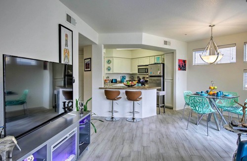 Encanto Condo | Modern Condo w/Pool Access ~ 3 Mi to Dtwn Phoenix