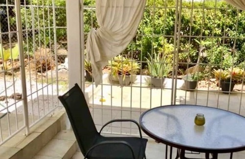 Lascelles Apartment | Modern Condo With Great Location on the West Coast
