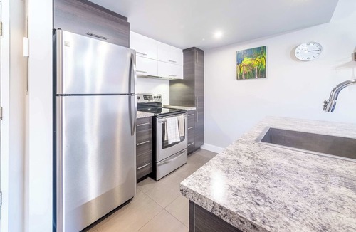 Beaupre Apartment | Modern Condo with Pool | Le Rendez-Vous