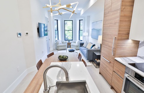 Adams Morgan Condo | Modern Condominium in heart of Adams Morgan