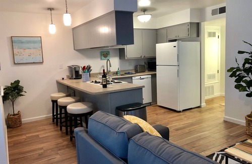 Chico Apartment | Modern-Contemporary 2-Bedroom near Downtown Chico