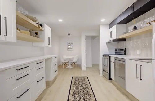 Southwest Edmonton Apartment | Modern Contemporary 2BR Basement Suite