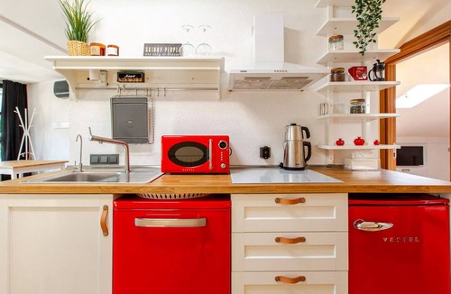 Etiler Apartment | Modern Couples Attic apt w/terrace near coffeeshop
