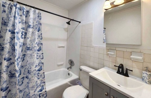 Memorial Square Apartment | Modern & Cozy 2BR Near Basketball Hall of Fame