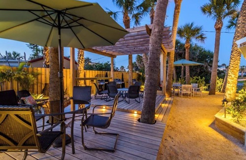 Winslow Reserve Apartment | Modern, Cozy Efficiency Just Steps to the Beach! - Unit C