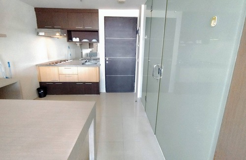 Siwalankerto Apartment | Modern Cozy Studio at The Square Surabaya Apartment