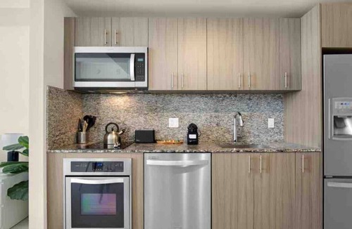 Doral Apartment | Modern & Cozy Studio | Resort-Style Amenities