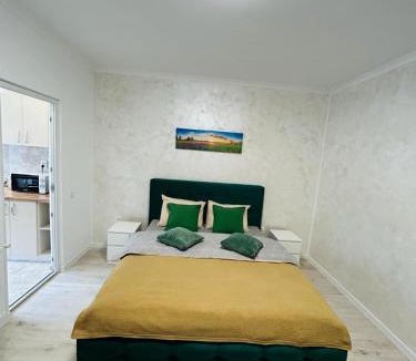 Bucharest Apartment | Modern & Cozy Studio with Balcony