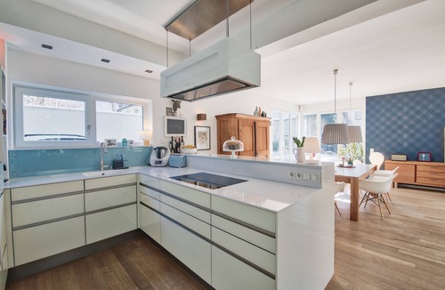 Gartenstadt Trudering Villa | Modern, cozy villa with pool and garden