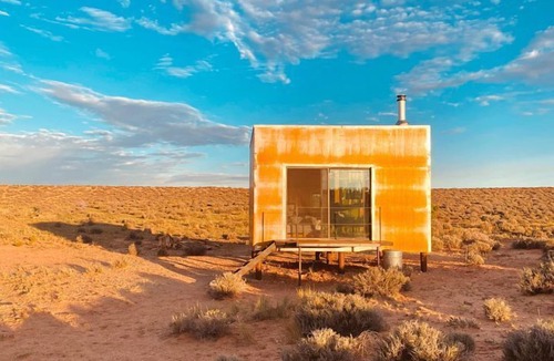 Page RV Rental | Modern Cubed Cabin Accommodation for a Getaway near the Grand Canyon, Arizona