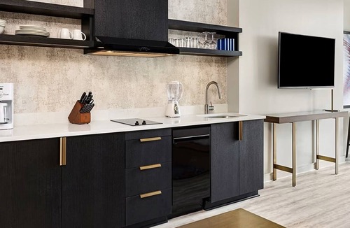 Downtown Atlanta Resort | Modern deluxe studio! Walk to World Cup Festivities & Downtown