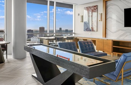 Downtown Atlanta Resort | Modern deluxe studio! Walk to World Cup Festivities & Downtown