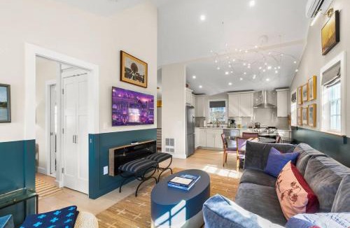 Provincetown House | Modern Design - Walk to Galleries + Beach + Dining