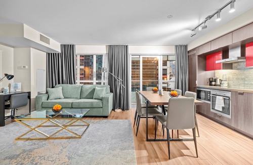 Toronto Entertainment District Apartment | Modern Downtown Apartments