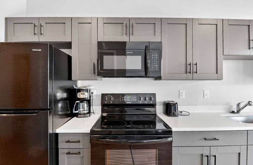 Bloomington Apartment | Modern Downtown Studio Near IU + Kirkwood Ave