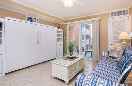 Midtown Ocean City Apartment | Modern efficiency unit located on 42nd street, close to beach and convention center!