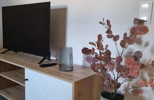 Friedland Apartment | Modern eingerichtet-stadtnah-Ferienwohnung mit Geschirrspüler und Waschmaschine