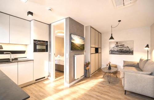 Altstadt Apartment | Modern Elegance in historical City Center