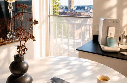 Altstadt Apartment | Modern Elegance in historical City Center