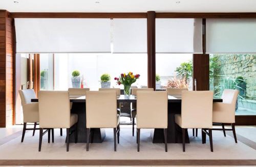 Ballsbridge House | Modern Elegance, steps from the Aviva! Home Cinema