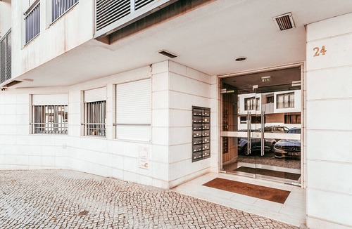Reboleira Apartment | Modern & Elegant 2 bedroom in Amadora by GT House