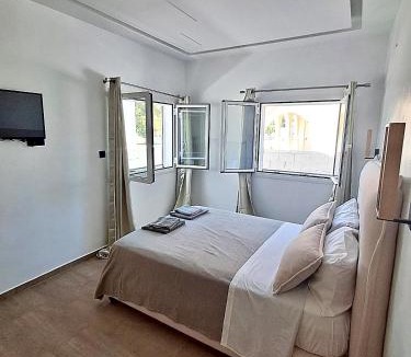 Katakolo Apartment | Modern elegant escape on the Ionian coast, near Ancient Olympia