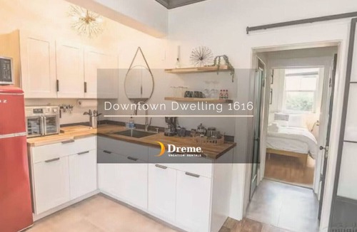 Downtown Apartment | Modern Escape Downtown Hotspot Near Hospitals