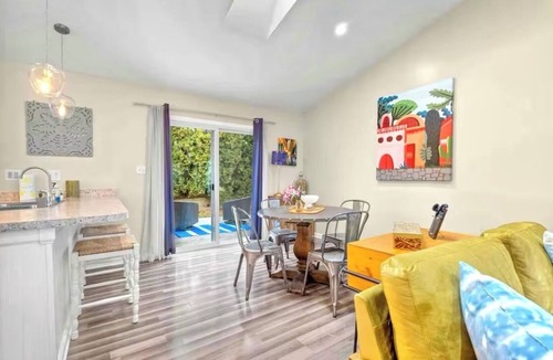 Lexington House | Modern escape just outside Lexington