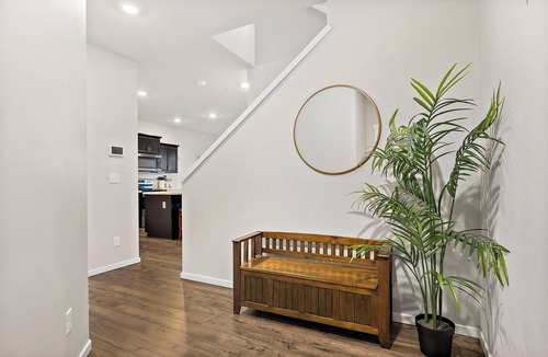 Puyallup House | Modern Escape | Spacious 4BR Home for Families, Groups & Business Travelers