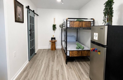 Lakeland Cottage | Modern Family Cottage. Sleeps 4. Free Parking.Near Legoland