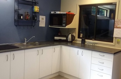 Tutukaka House | Modern family-friendly home - minutes from beach