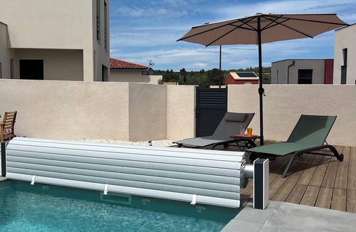 La Palme Villa | Modern family villa with swimming pool close to the sea