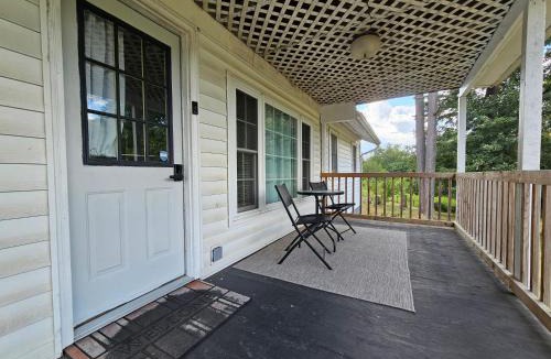 Adamstown House | Modern Farm Home WT Large Parking, Front Porch