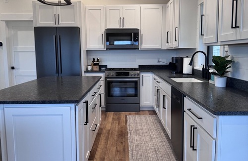Bozeman House | Modern Farmhouse with Breathtaking Views!