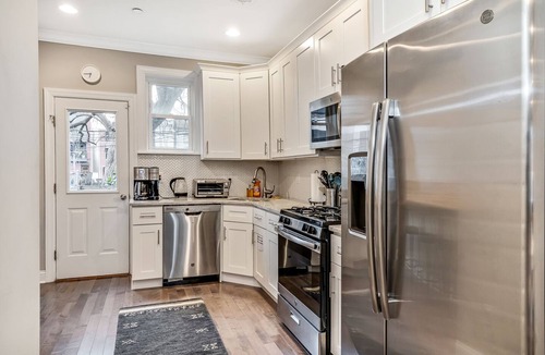 Fishtown House | Modern Fishtown 4Bed/3Bath w/Roof-deck + Patio!