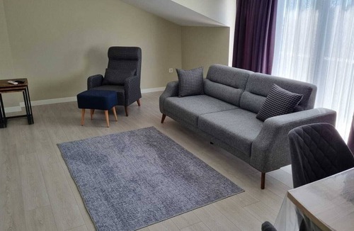 Gaziosmanpasa Apartment | Modern Flat #5