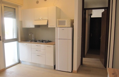 Grado Pineta Apartment | Modern flat at Grado Pineta with terrace